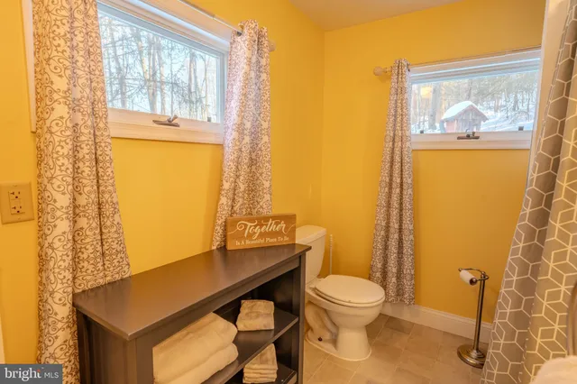 $239,000 | 940 Deibler Gap Road, Dalmatia, PA 17017