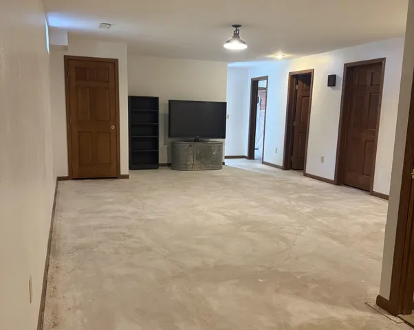 $699,900 | 4 South Fox Lake Drive East, Sherburn, MN 56171