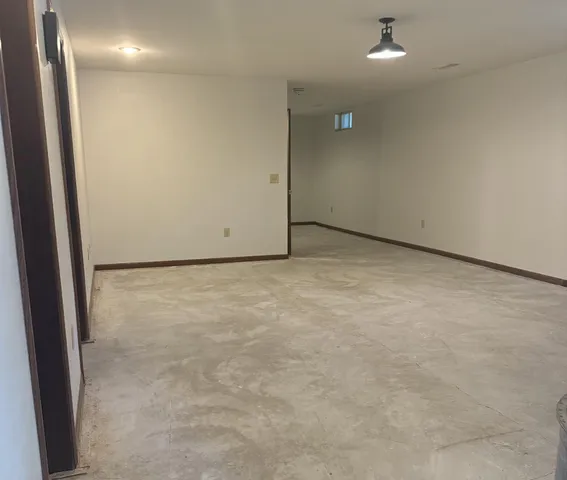 $699,900 | 4 South Fox Lake Drive East, Sherburn, MN 56171