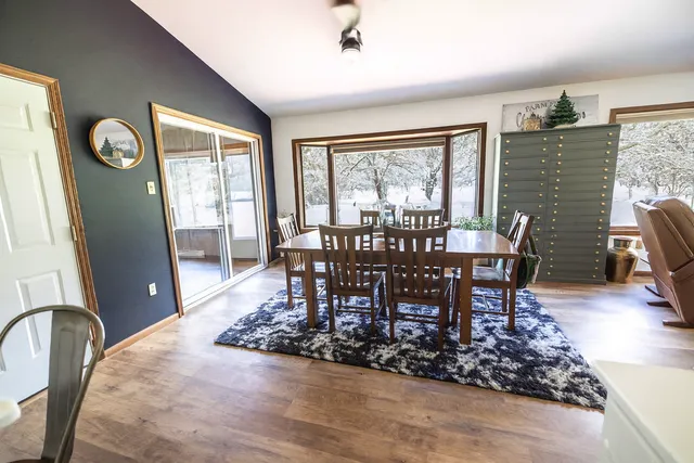 $699,900 | 4 South Fox Lake Drive East, Sherburn, MN 56171