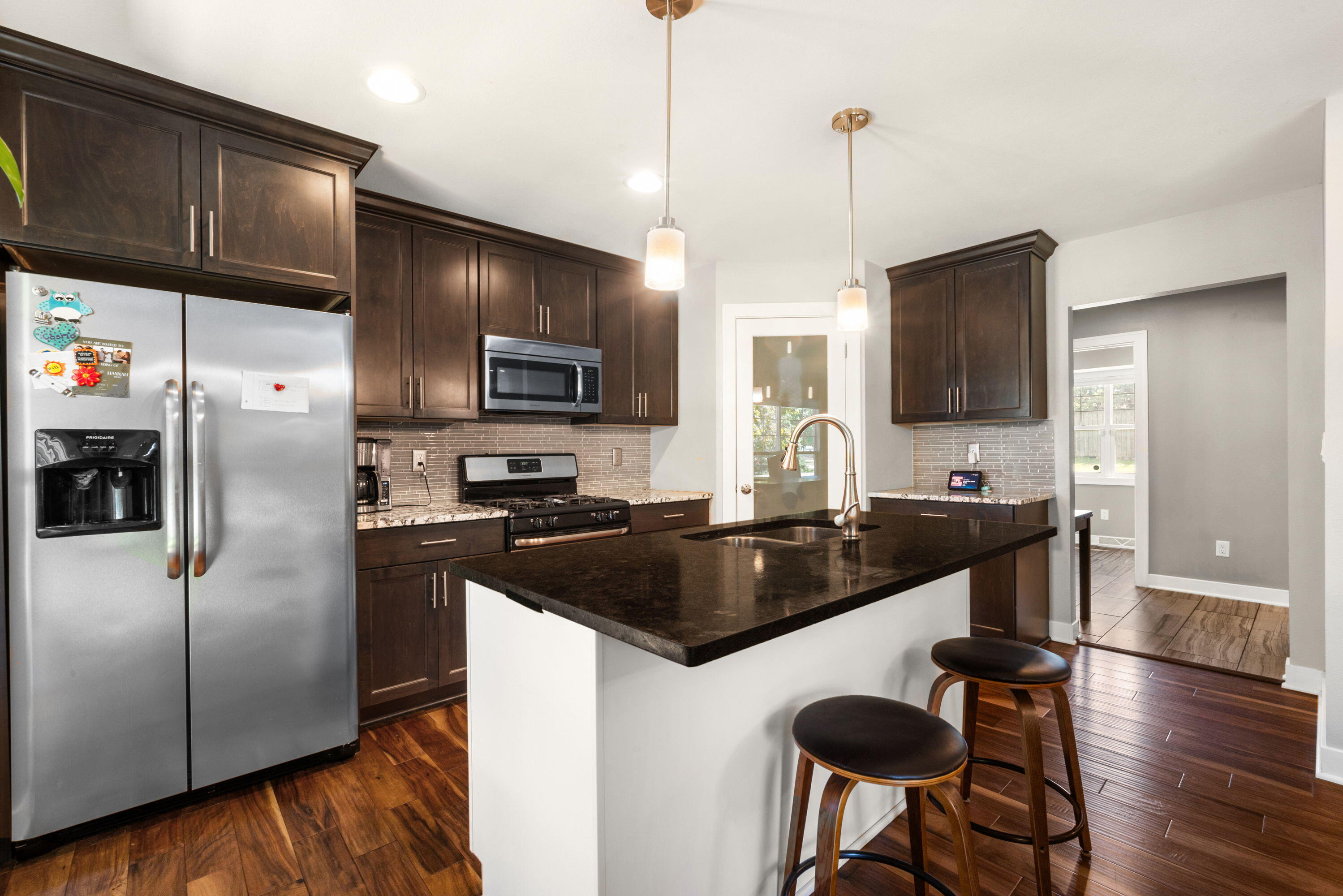 N97W15817 Burr Oak Road Germantown, WI 53022 - Photo 7 of 26 Kitchen