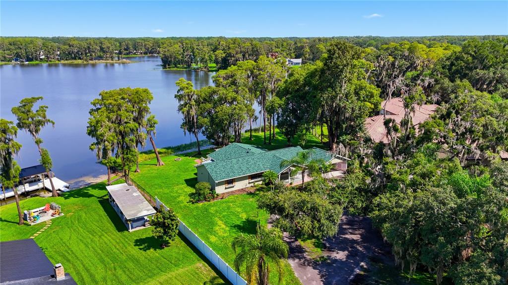 703 Crystal Lake Road Lutz, FL 33548 - Photo 52 of 59 Gallery Image 52