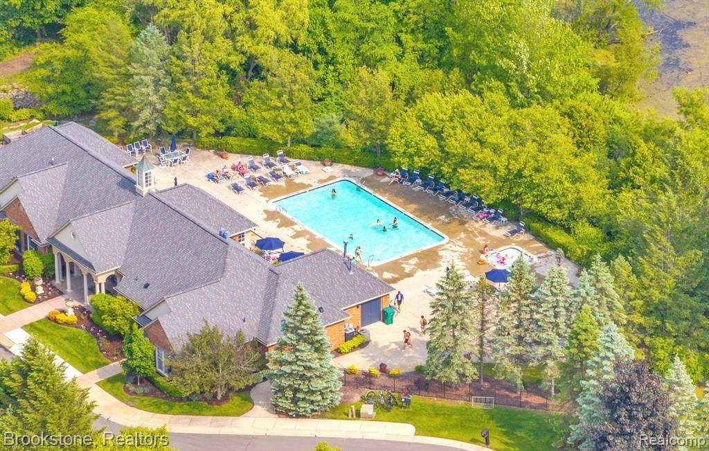 3530 Oakmonte Boulevard Rochester, MI 48306 - Photo 46 of 49 Gallery Image 46