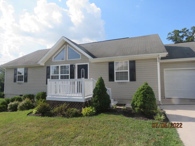 131 Pinewood Drive Rock Spring, GA 30739 - Photo 1 of 18 IMG_4142