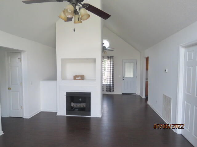 131 Pinewood Drive Rock Spring, GA 30739 - Photo 3 of 18 IMG_4143