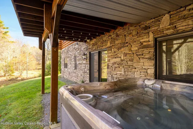 $1,749,999 | 12 Lauren Lane, Windham, NY 12496