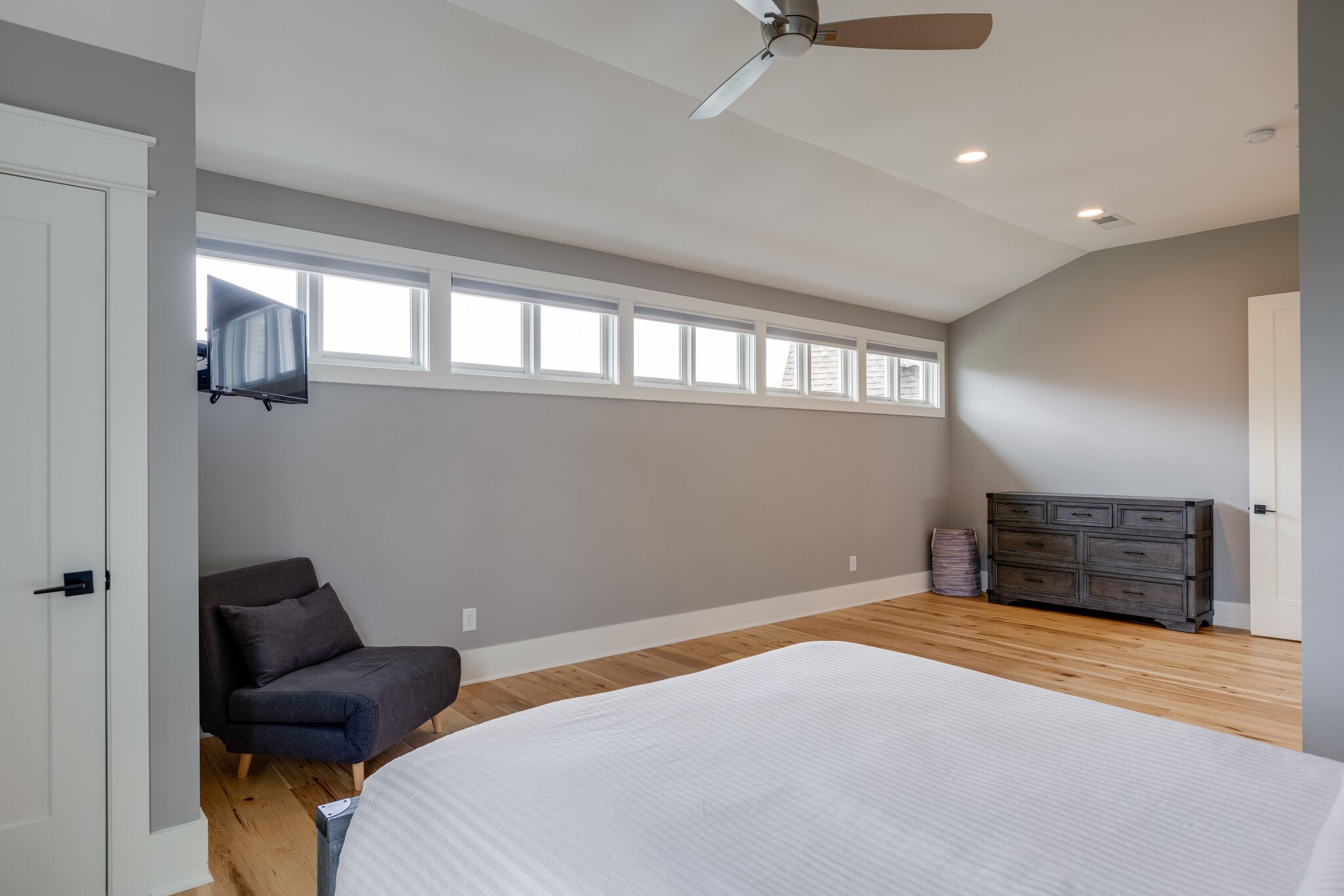 322 Springhouse Circle Franklin, TN 37067 - Photo 51 of 70 a bedroom with furniture and a ceiling fan