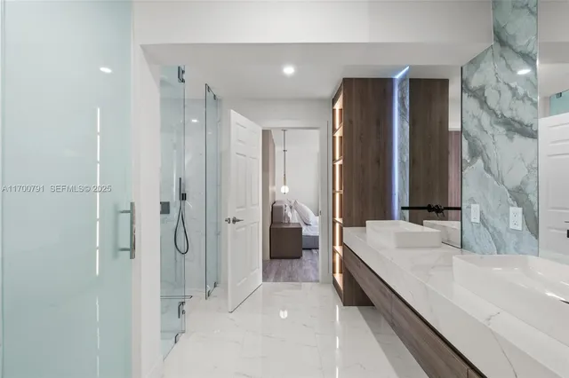 $30,000 | 116 West 1st Court, Miami Beach, FL 33139