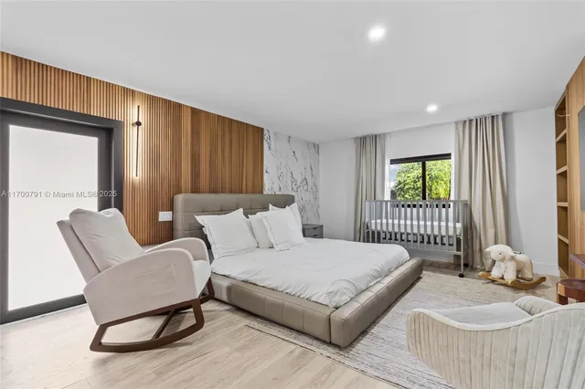 $30,000 | 116 West 1st Court, Miami Beach, FL 33139