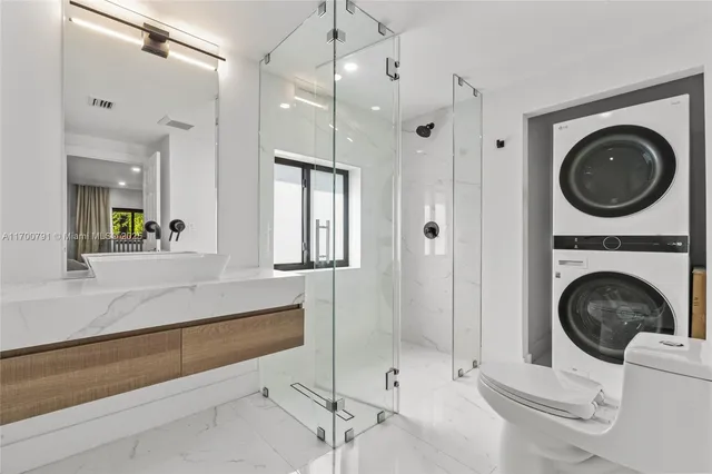 $30,000 | 116 West 1st Court, Miami Beach, FL 33139