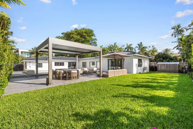 $30,000 | 116 West 1st Court, Miami Beach, FL 33139