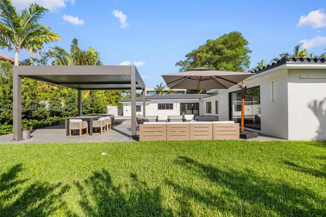 $30,000 | 116 West 1st Court, Miami Beach, FL 33139