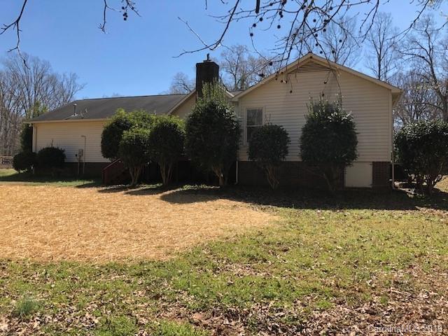483 Shiloh Unity Road Lancaster, SC 29720 - Photo 3 of 22 a view of a house with a yard