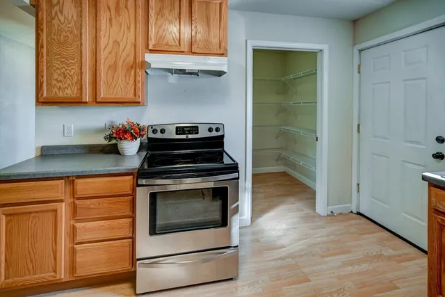 $274,900 | 204 South Musket Ridge Drive, Sun Prairie, WI 53590