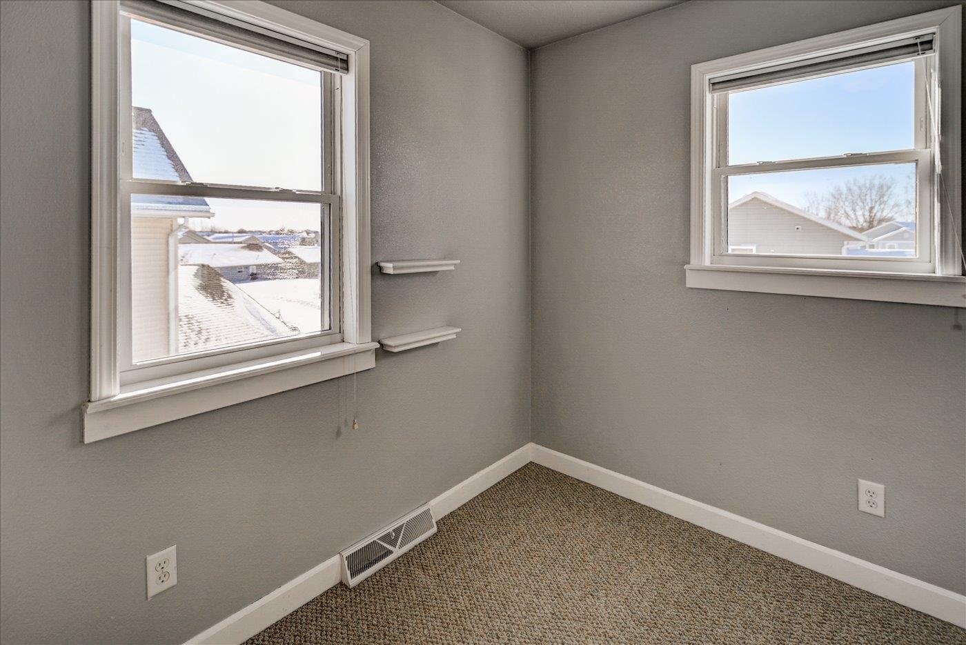 204 South Musket Ridge Drive Sun Prairie, WI 53590 - Photo 22 of 46