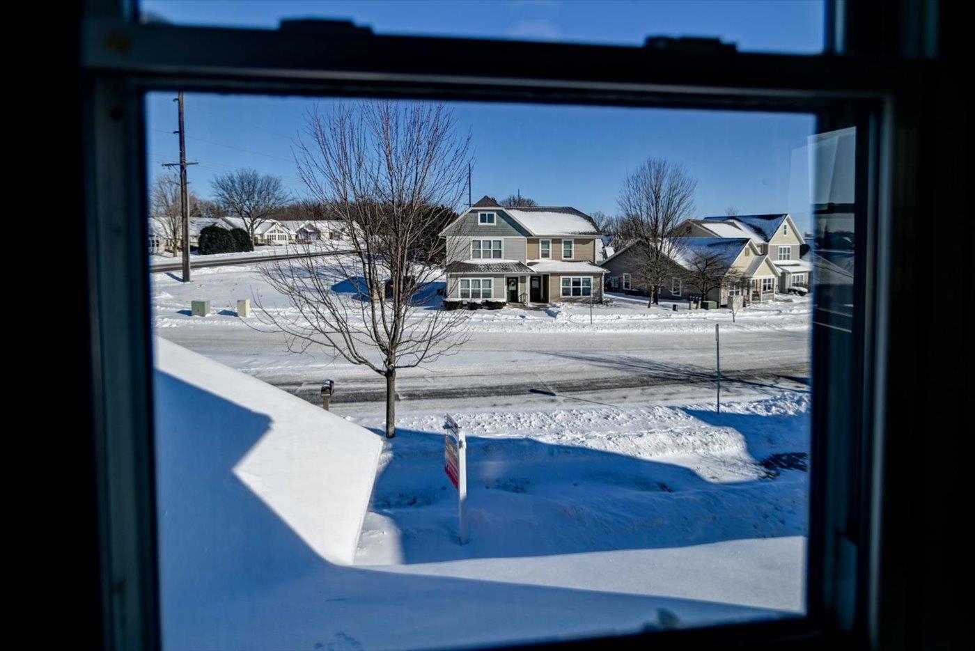 204 South Musket Ridge Drive Sun Prairie, WI 53590 - Photo 29 of 46