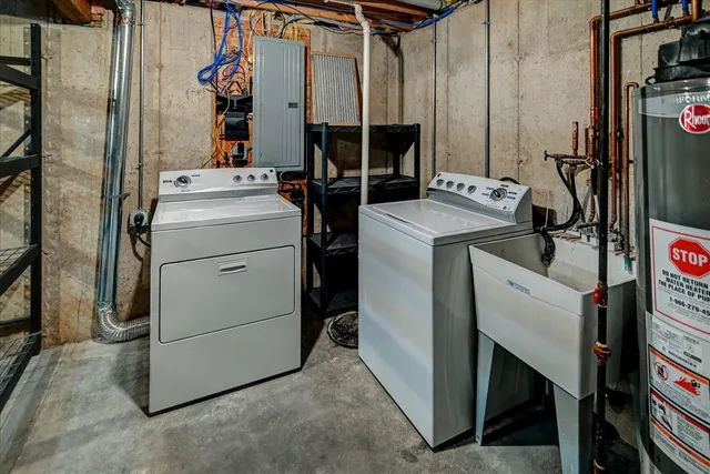 $274,900 | 204 South Musket Ridge Drive, Sun Prairie, WI 53590