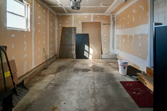 $274,900 | 204 South Musket Ridge Drive, Sun Prairie, WI 53590