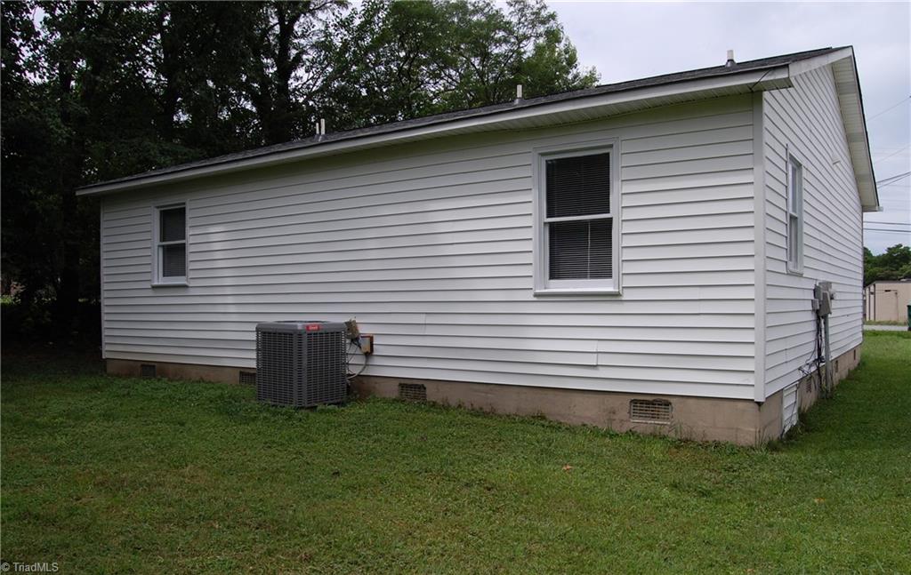 2421 Robbins Street High Point, NC 27263 - Photo 21 of 22 Gallery Image 21