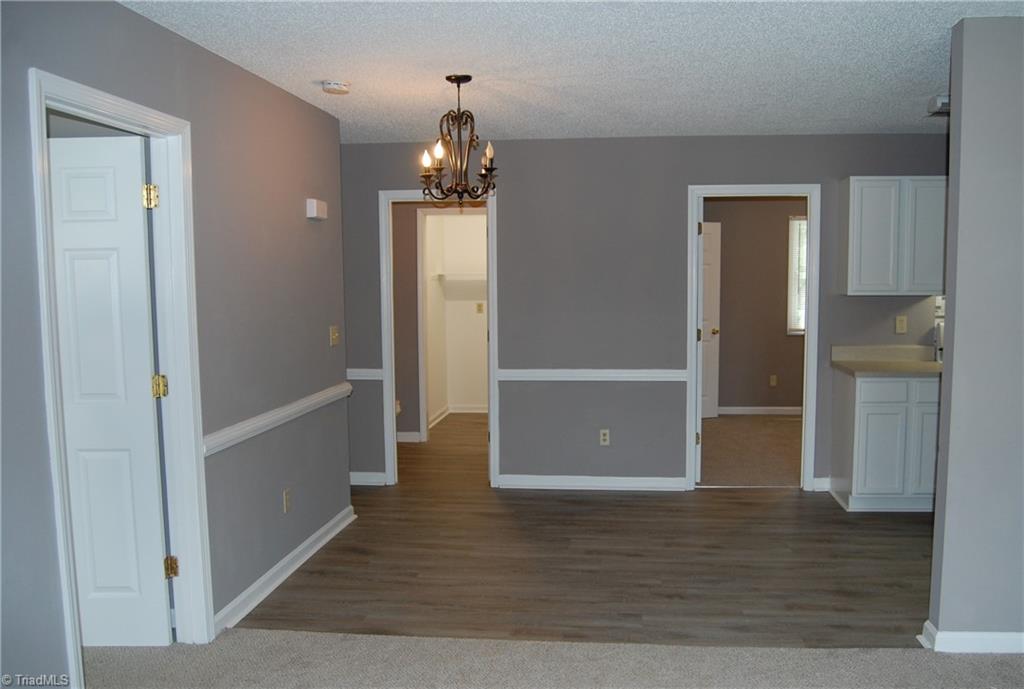 2421 Robbins Street High Point, NC 27263 - Photo 5 of 22 Gallery Image 5