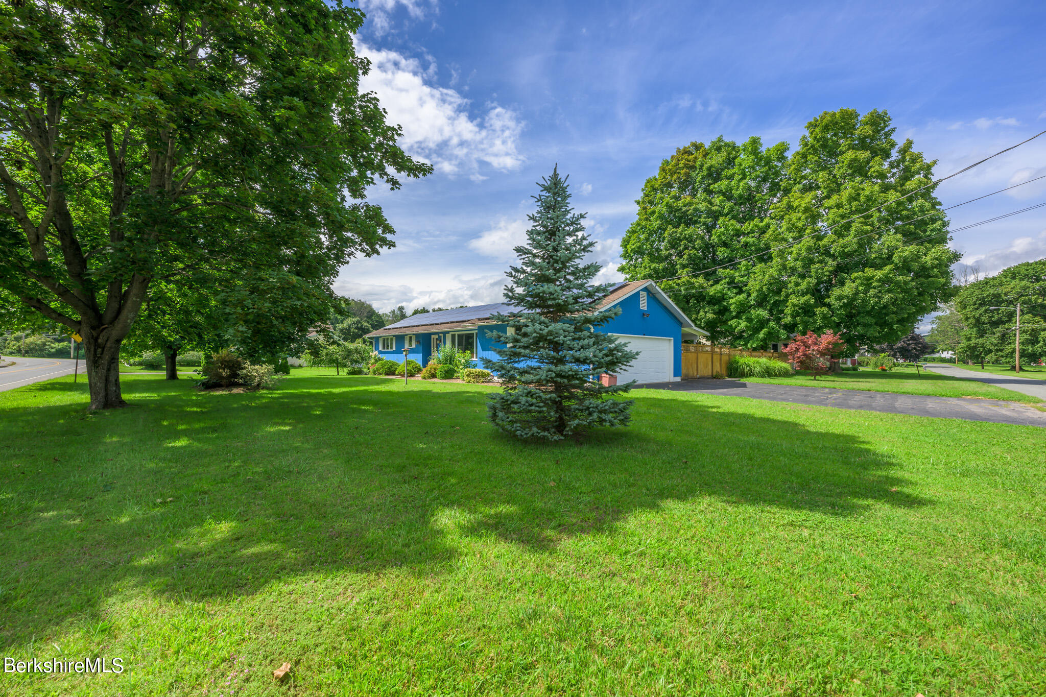 20 State Line Road West Stockbridge, MA 01266 - Photo 2 of 34 Exterior