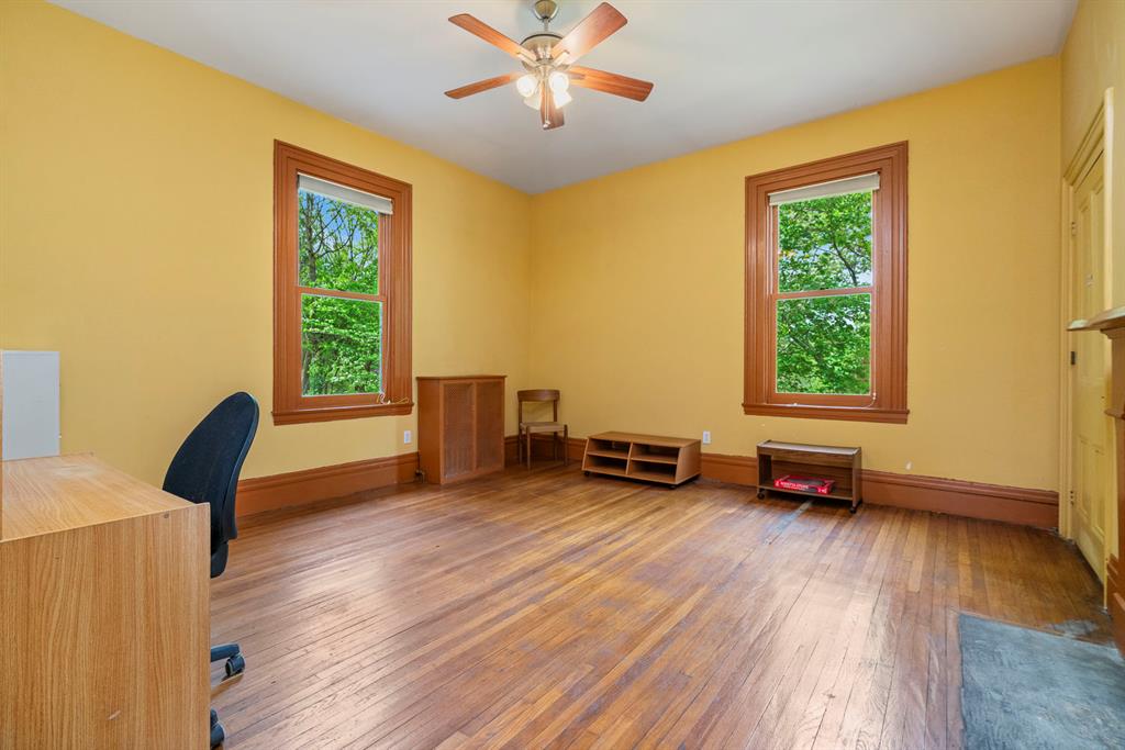 2738 Mt Royal Road Pittsburgh, PA 15217 - Photo 20 of 37 Gallery Image 20