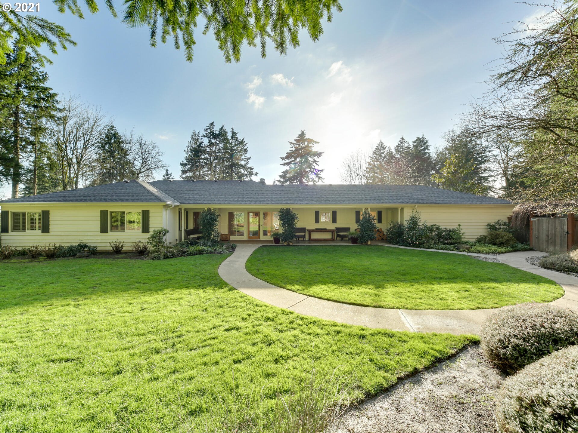 3444 Southwest Shattuck Road Portland, OR 97221 - Photo 1 of 31 Gallery Image 1