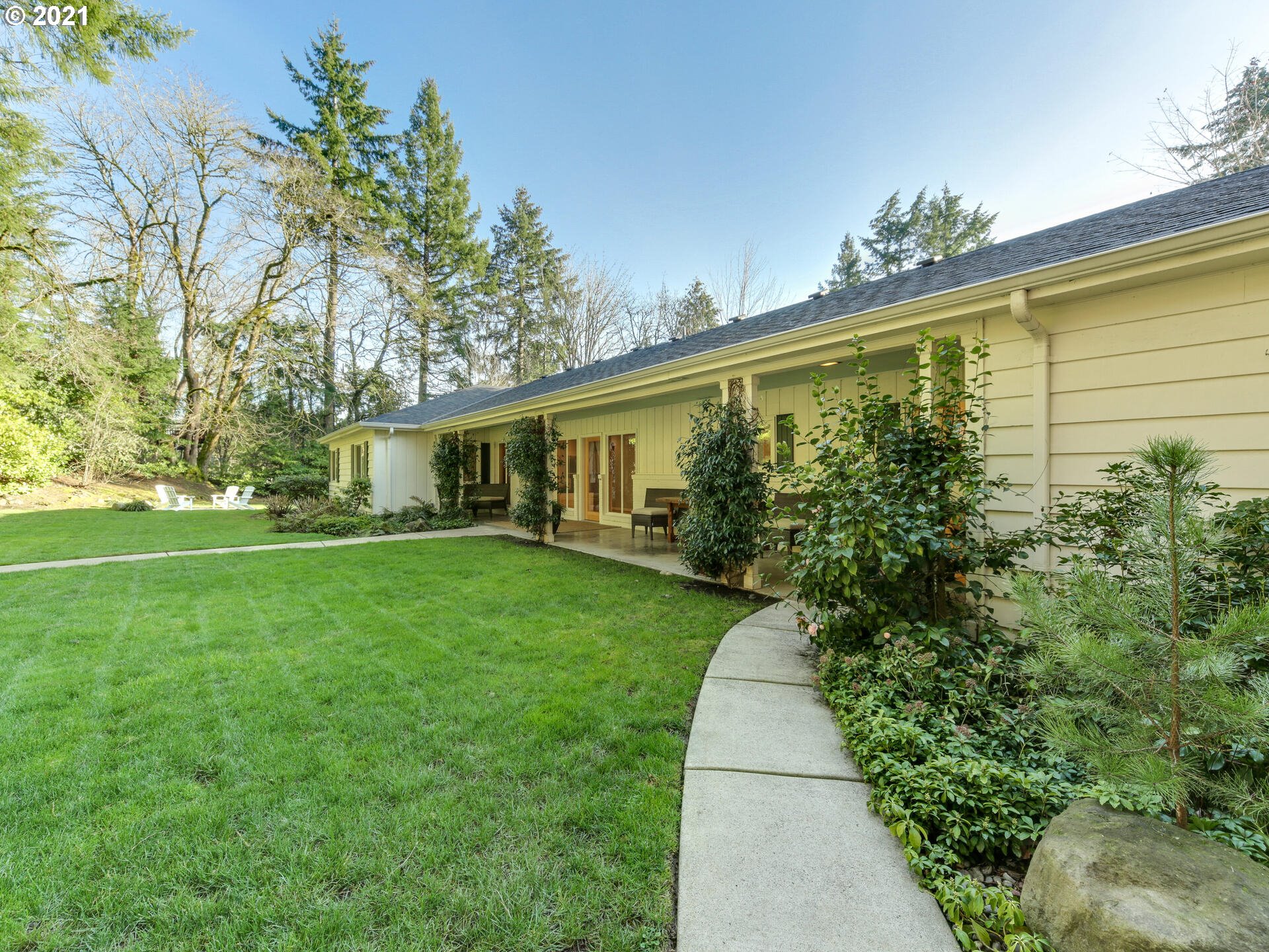 3444 Southwest Shattuck Road Portland, OR 97221 - Photo 2 of 31 Gallery Image 2