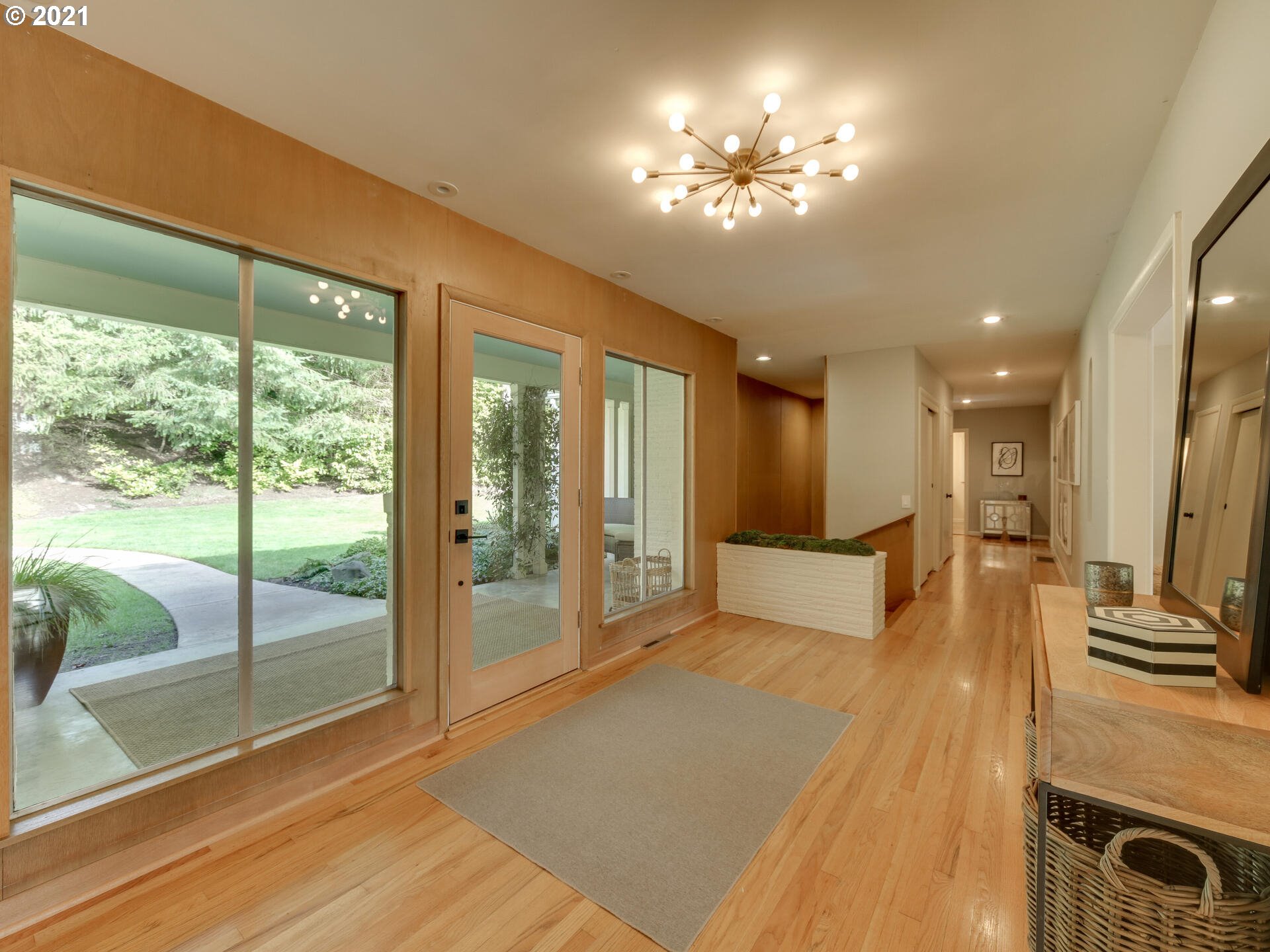 3444 Southwest Shattuck Road Portland, OR 97221 - Photo 4 of 31 Gallery Image 4