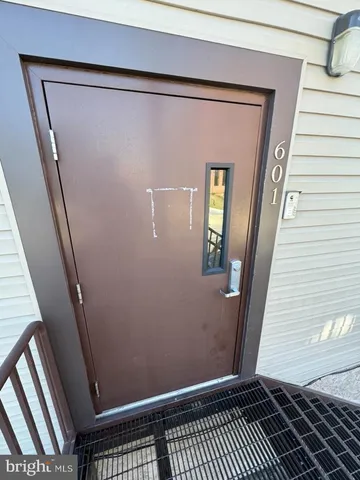 $1,200 | 601 Lancaster Avenue, Unit 3, Reading, PA 19611