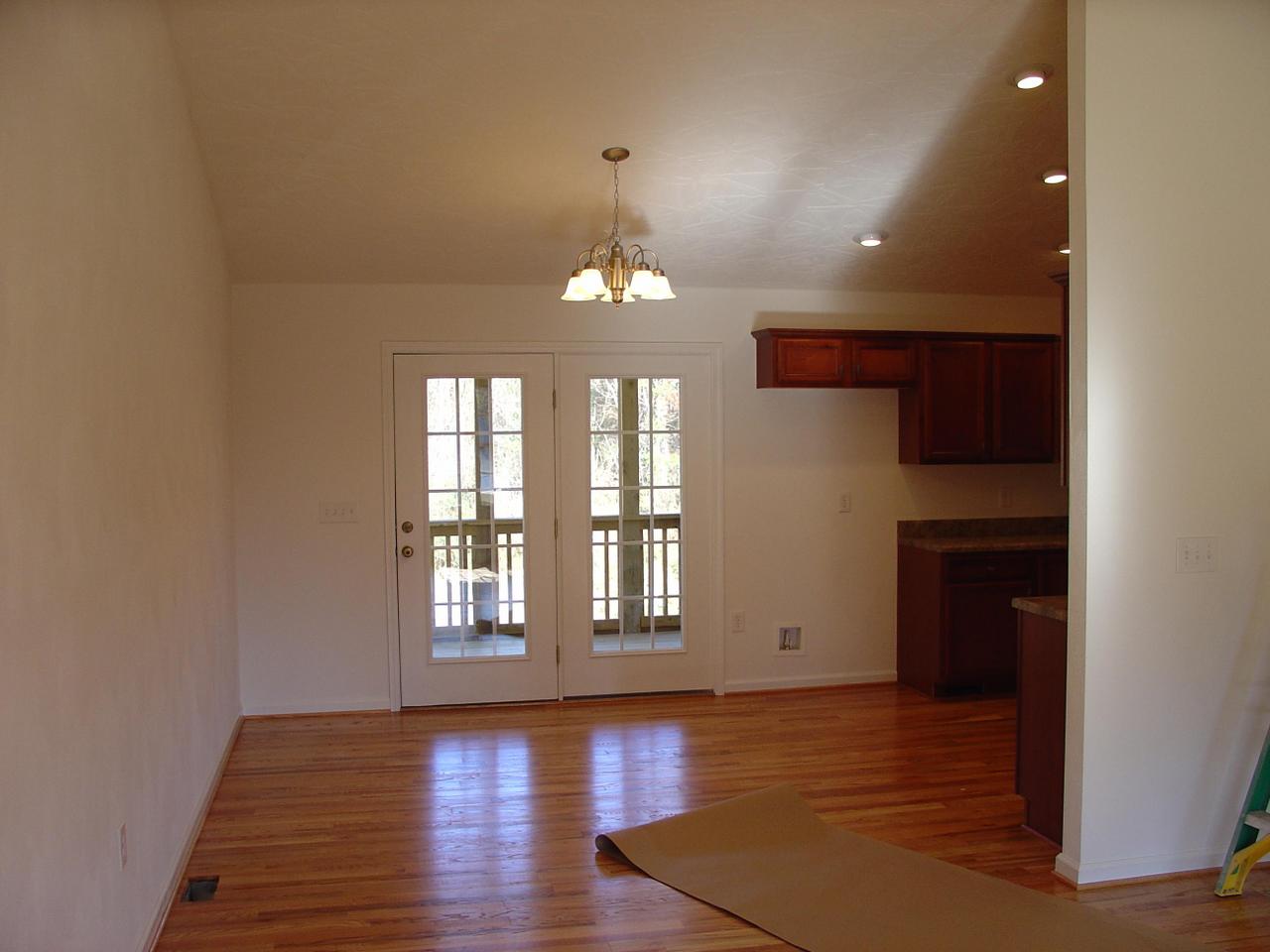 713 North Mill Road Salem, VA 24153 - Photo 3 of 14 Dining Area With Hardwood Floors