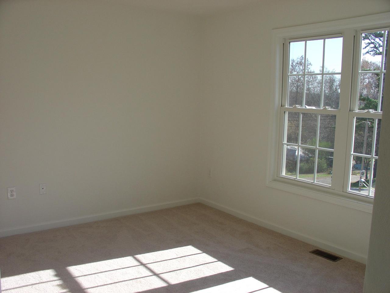 713 North Mill Road Salem, VA 24153 - Photo 8 of 14 Second Bedroom