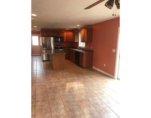 18 Boxberry Lane Rochester, MA 02770 - Photo 2 of 16