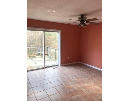 18 Boxberry Lane Rochester, MA 02770 - Photo 3 of 16