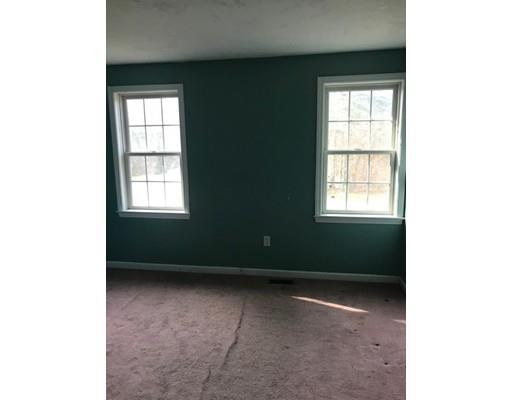 18 Boxberry Lane Rochester, MA 02770 - Photo 5 of 16