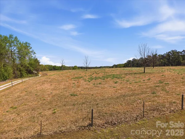 $205,000 | 52 McMillan Road, Cheraw, SC 29520