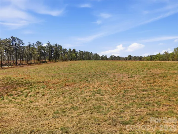 $205,000 | 52 McMillan Road, Cheraw, SC 29520