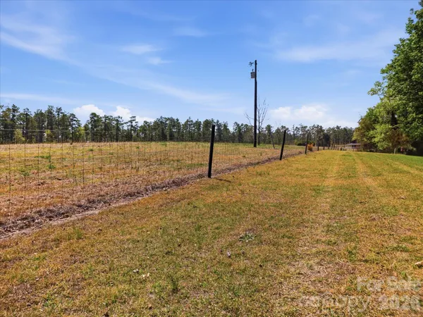 $205,000 | 52 McMillan Road, Cheraw, SC 29520