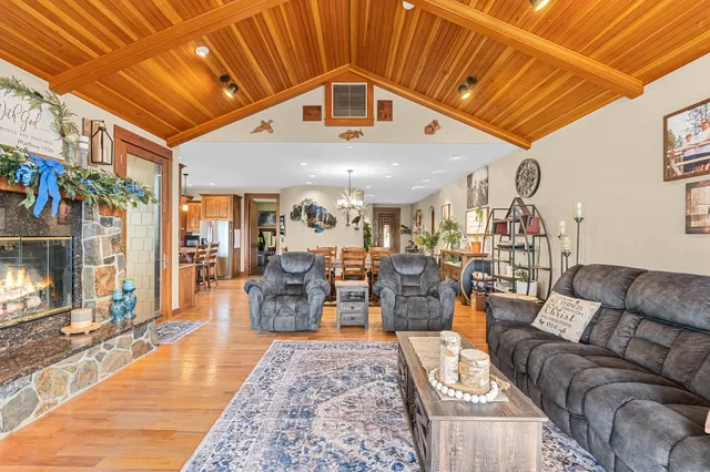 $950,000 | 1613 Coyote Way, Evans, WA 99126