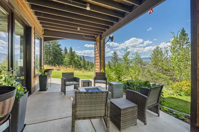 $950,000 | 1613 Coyote Way, Evans, WA 99126