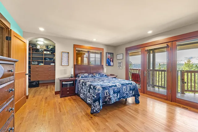 $950,000 | 1613 Coyote Way, Evans, WA 99126