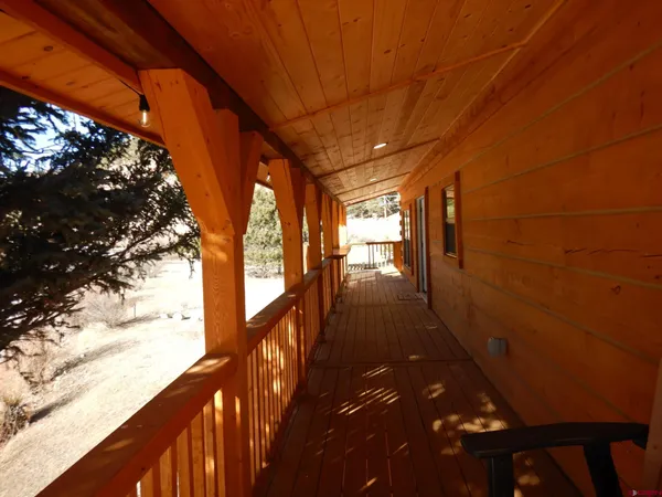 $1,195,000 | 526 Vista Del Rio Dr Fork, South Fork, CO 81154
