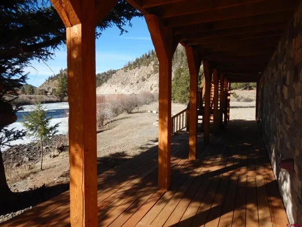$1,195,000 | 526 Vista Del Rio Dr Fork, South Fork, CO 81154