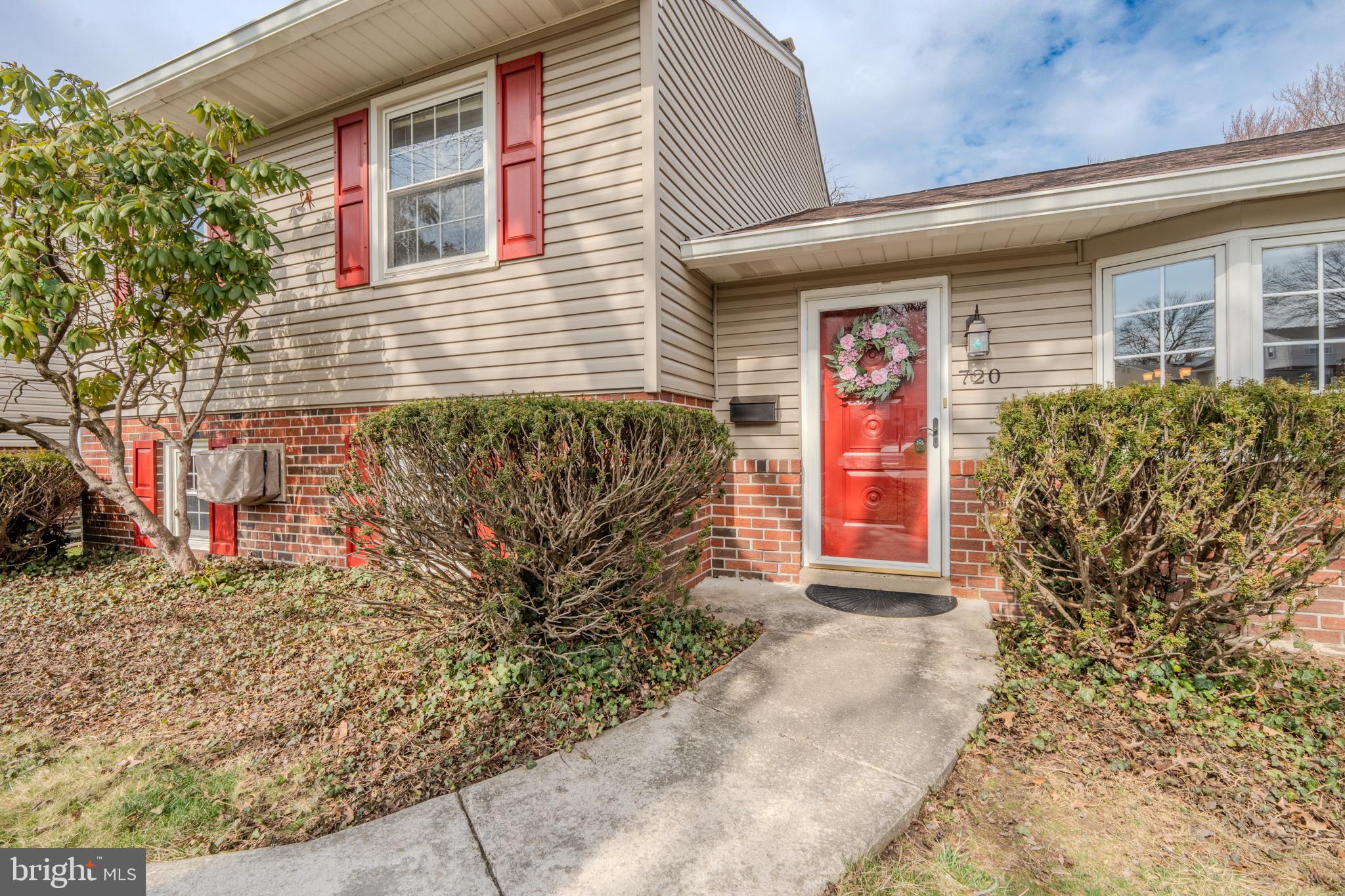 720 Evans Road Springfield, PA 19064 - Photo 3 of 38 a view of a bird door of the house
