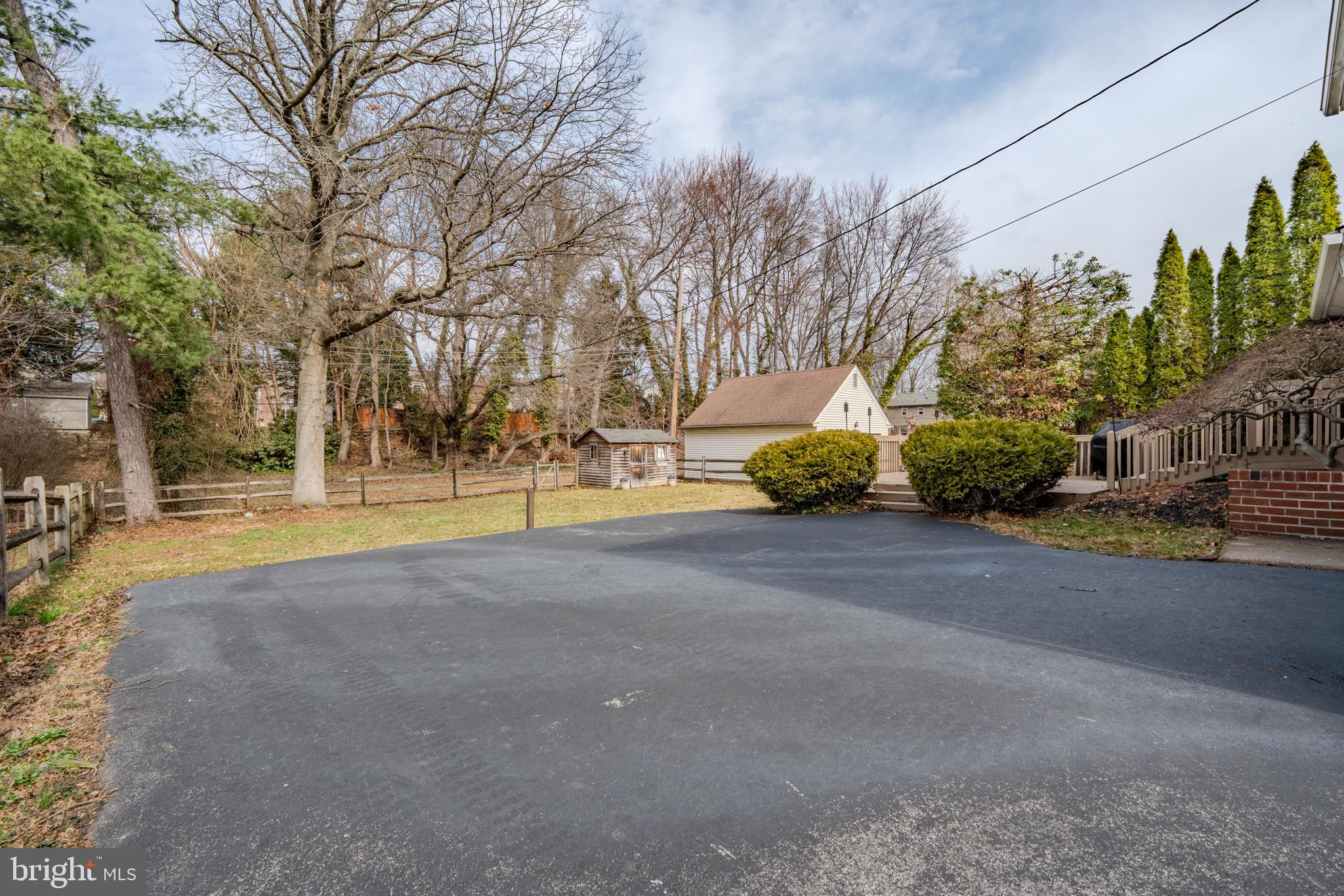 720 Evans Road Springfield, PA 19064 - Photo 37 of 38 a view of road with yard