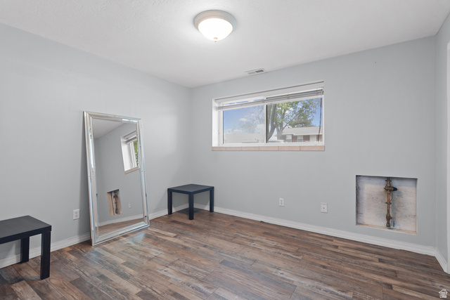 9890 Tonya Drive Sandy, UT 84070 - Photo 22 of 32
