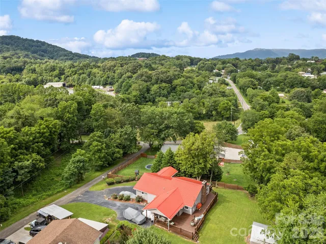 $440,000 | 41 Vista Drive, Clyde, NC 28721