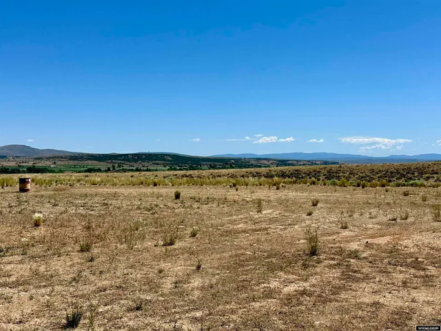 $470,000 | 8 Battle Circle Drive East, Baggs, WY 82321