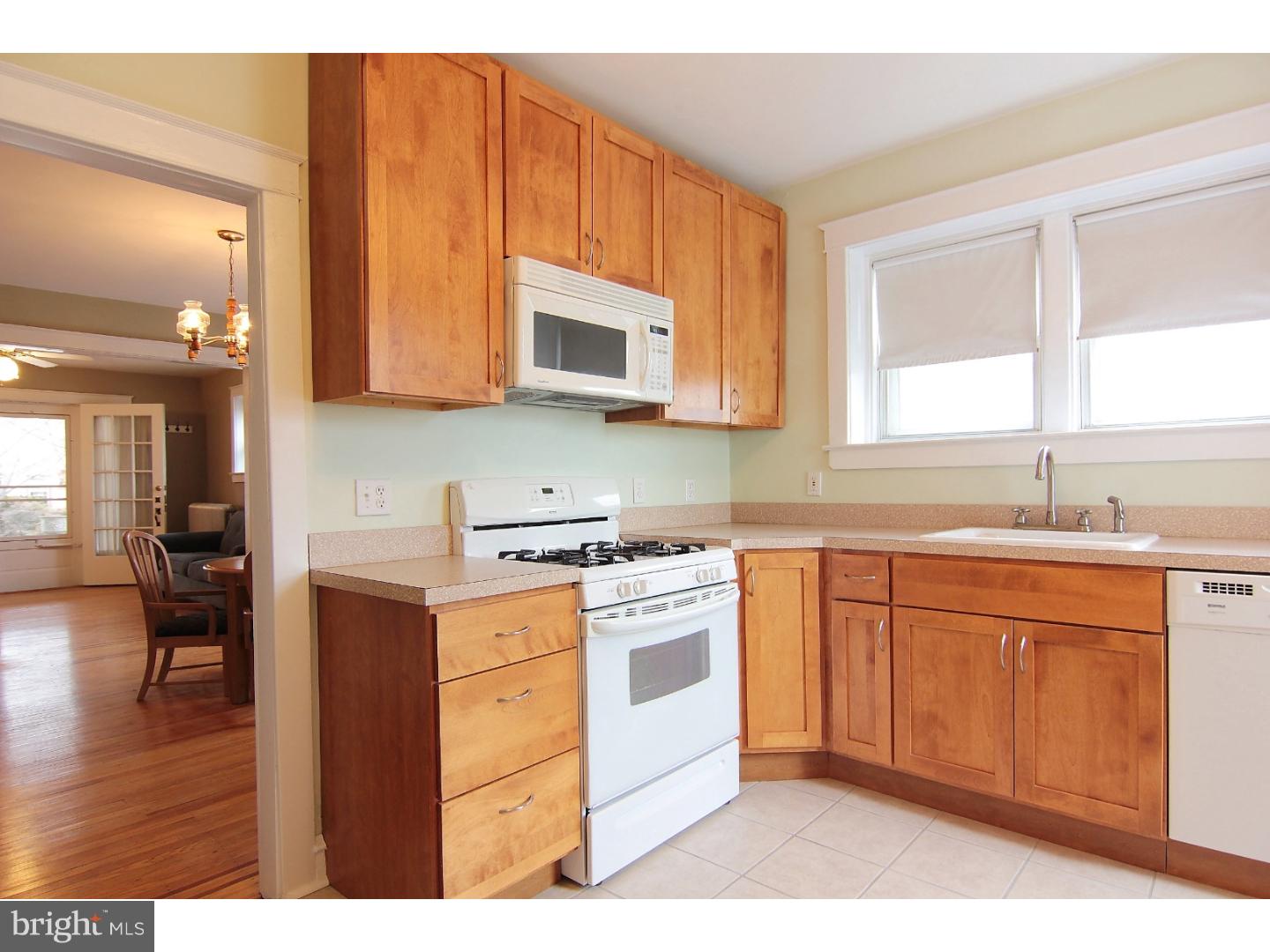 2420 Avon Road Ardmore, PA 19003 - Photo 7 of 25