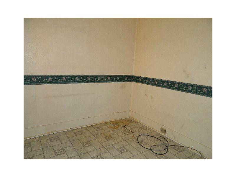 216 Ridgewood Avenue West View, PA 15229 - Photo 6 of 10 Bedroom.